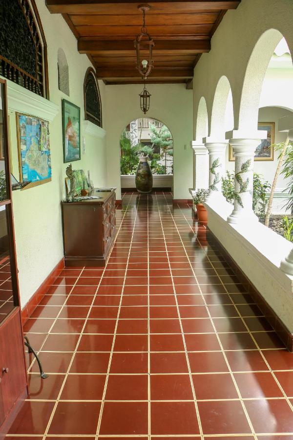 Hotel Villa Serena Escalon San Salvador Luaran gambar