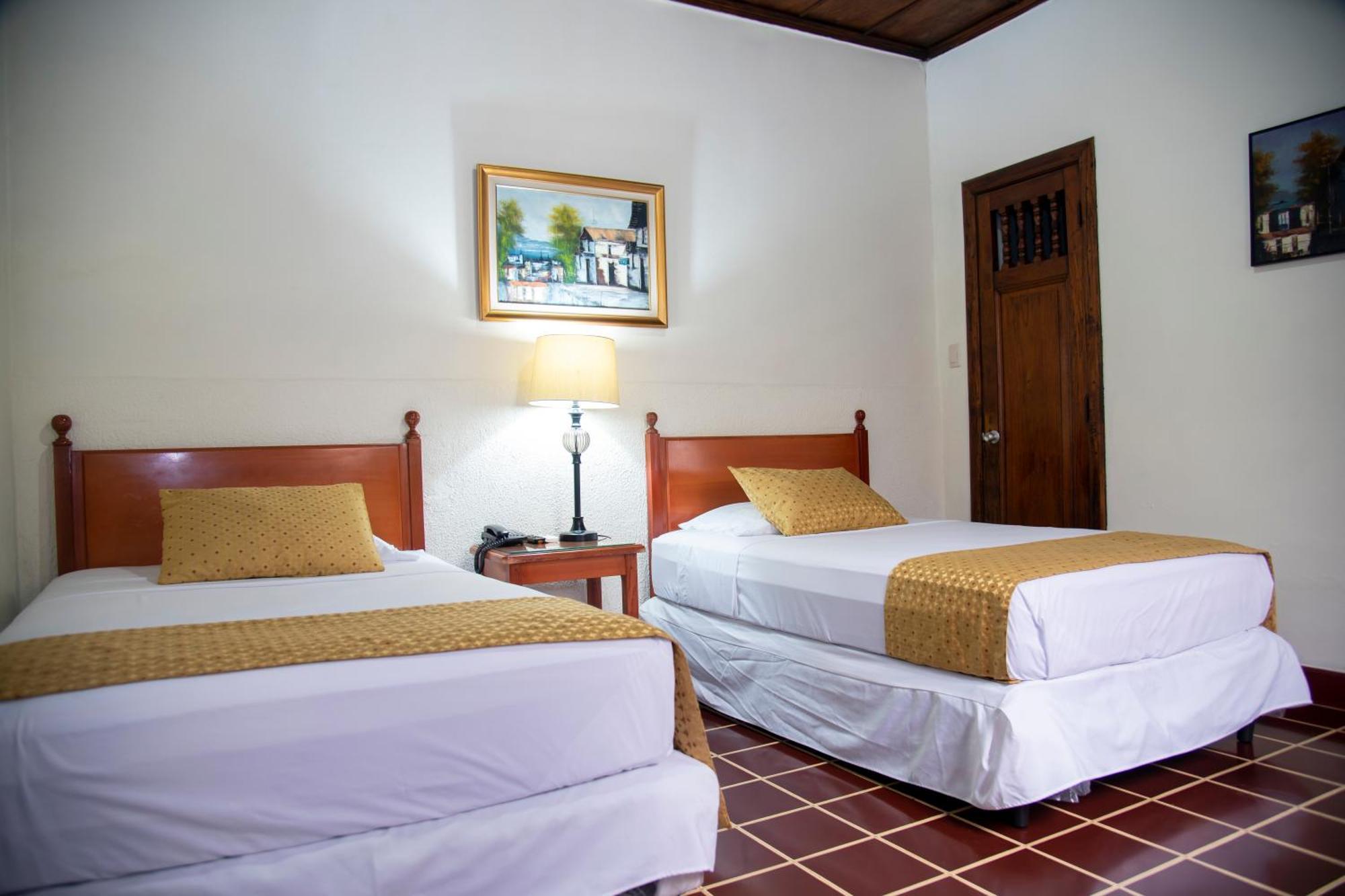 Hotel Villa Serena Escalon San Salvador Luaran gambar